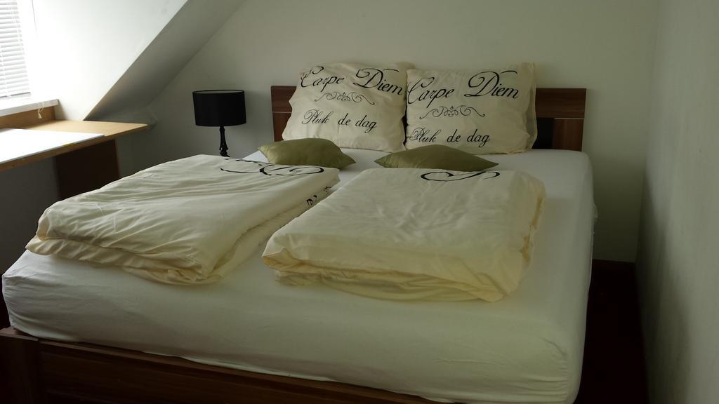 Sewdien'S Apartment Beverwaard Rotterdam Bagian luar foto